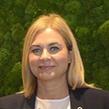 Claudia Feuss GM Intercity Frankfurt